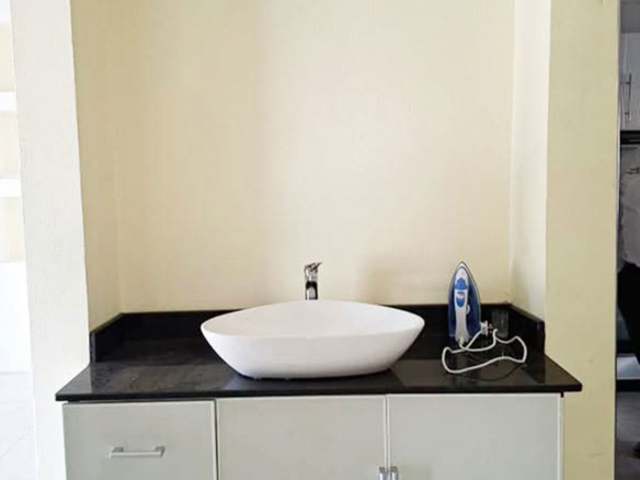 FOR RENT: IBEX HILL