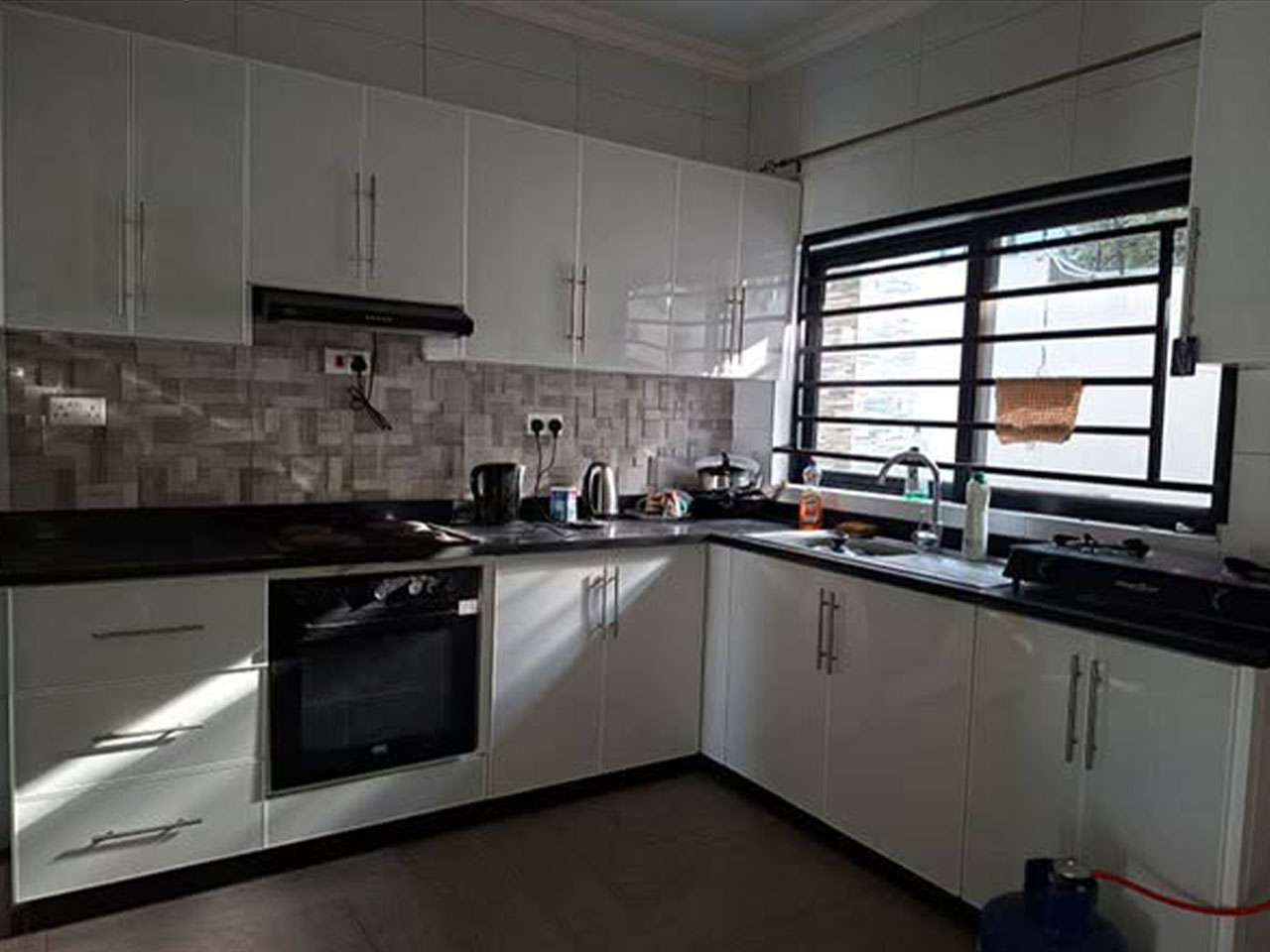 FOR RENT: IBEX HILL