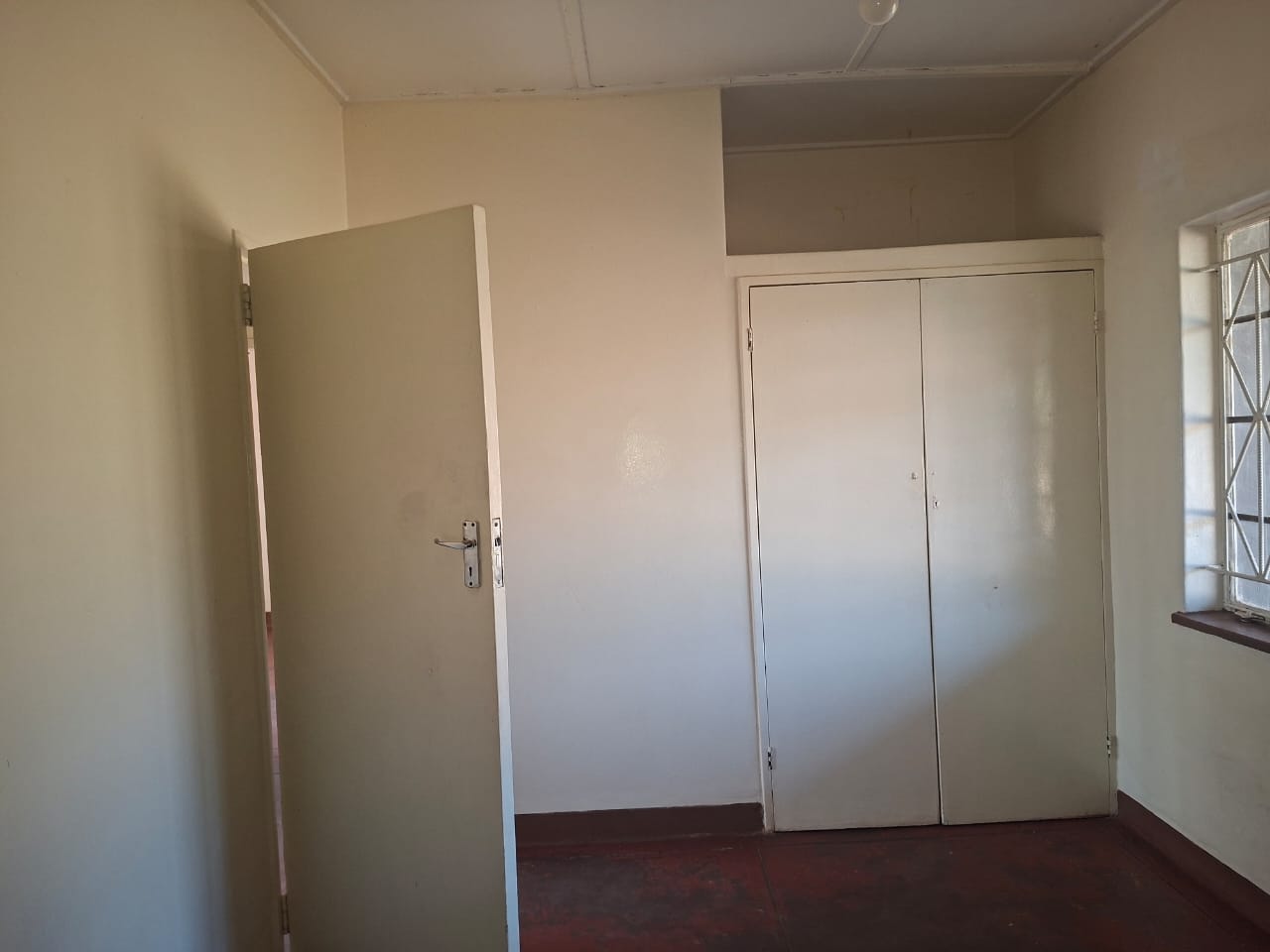 FOR RENT: AVONDALE