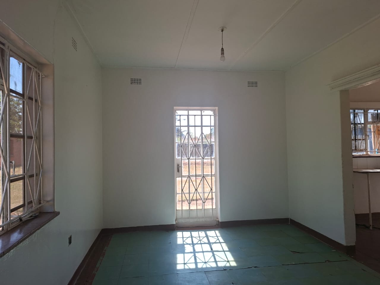 FOR RENT: AVONDALE