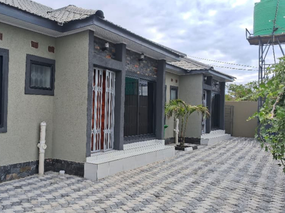 FOR RENT: NGWERERE