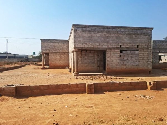 FOR SALE: MEANWOOD CHAMBA VALLEY