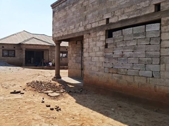 FOR SALE: MEANWOOD CHAMBA VALLEY