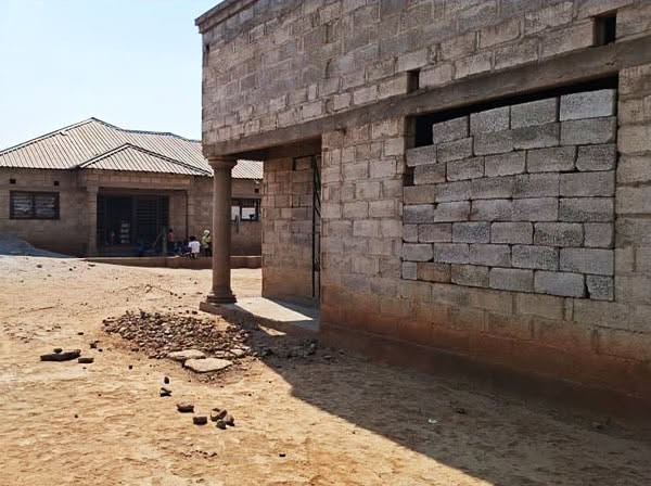 FOR SALE: MEANWOOD CHAMBA VALLEY