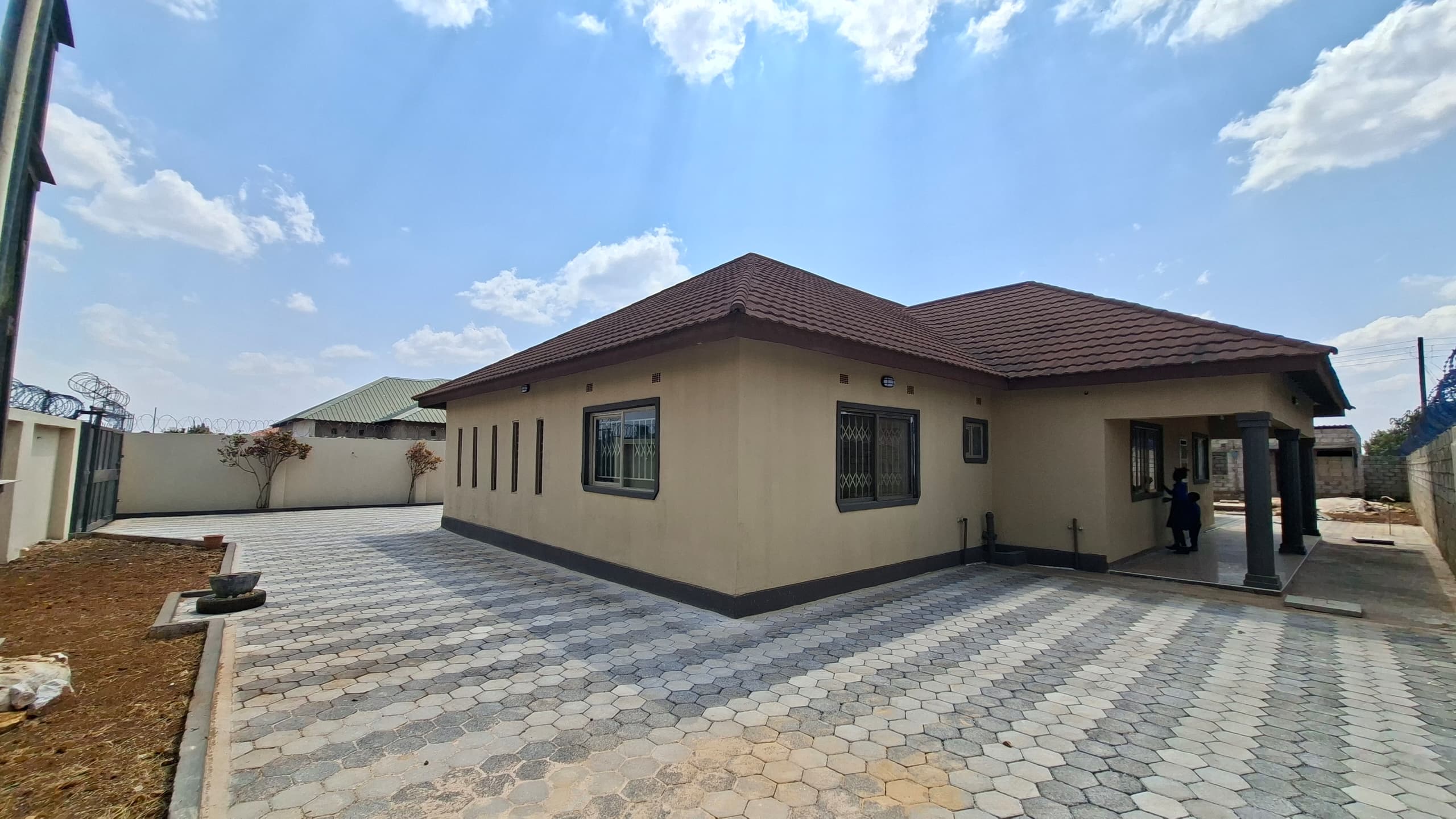 FOR RENT: CHALALA
