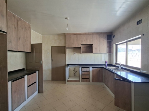 FOR RENT: CHALALA