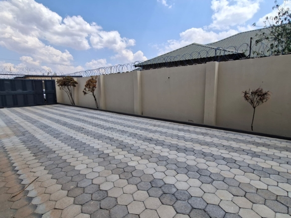 FOR RENT: CHALALA