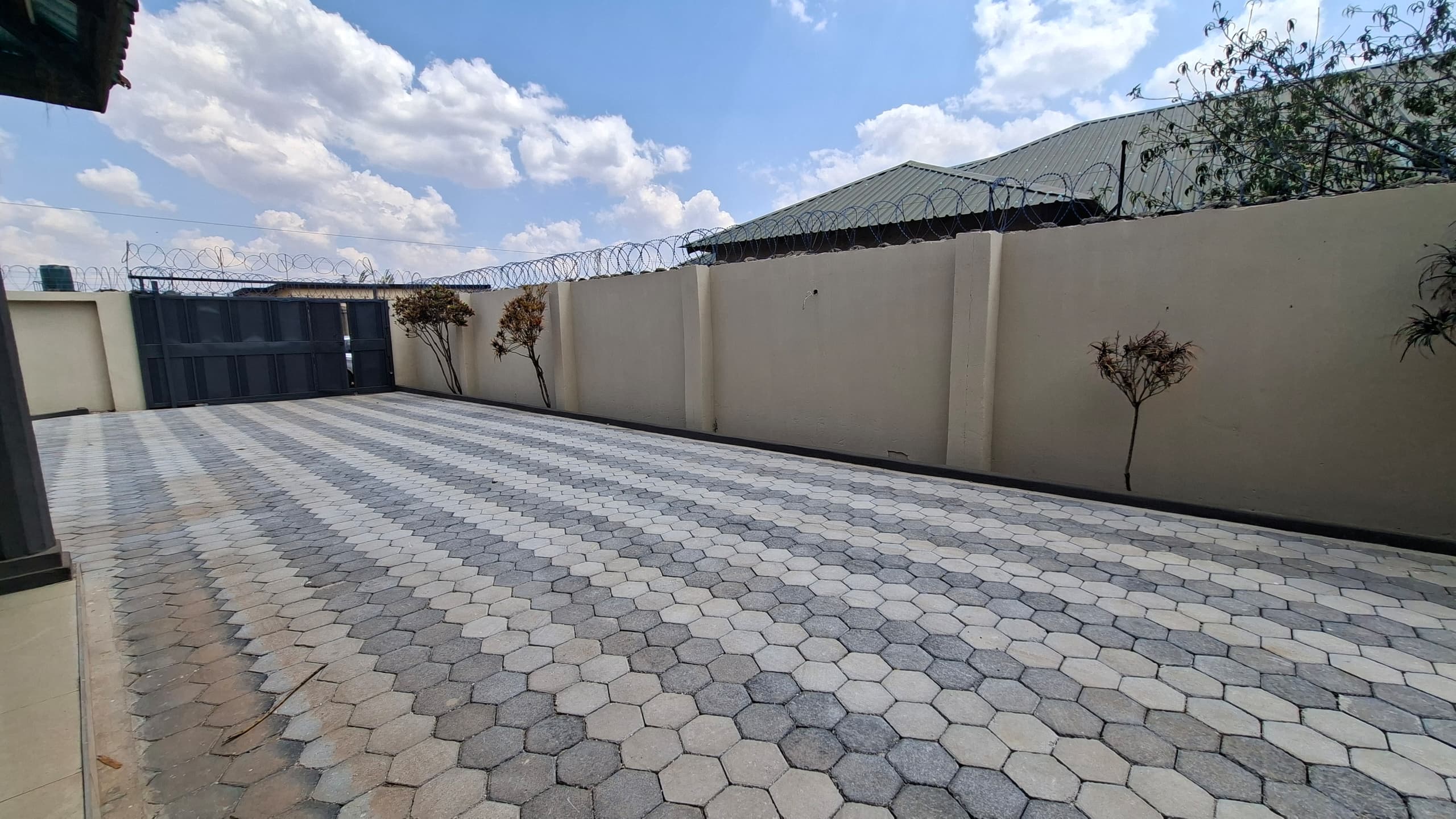 FOR RENT: CHALALA